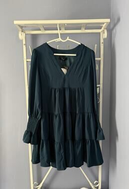 O.P.T Bay Dress Size Md Tiered Smocked Cuffs Babydoll Teal Green V-neck Fall